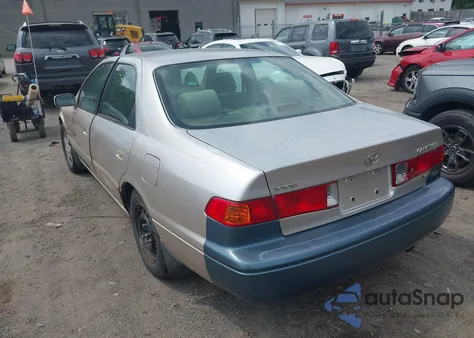 2000 Toyota Camry Le V6 из США, поврежденный, VIN 4T1BF22K5YU938013